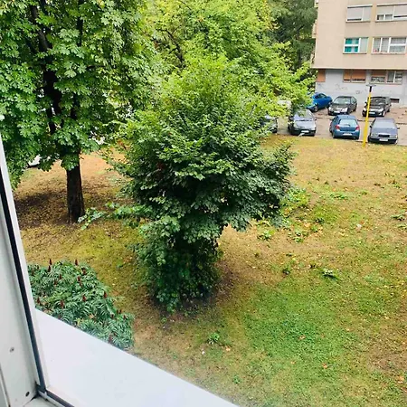 شقة Apartman H&a