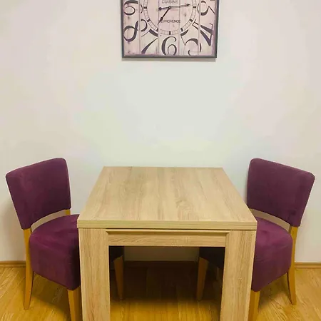 Apartment Apartman H&a